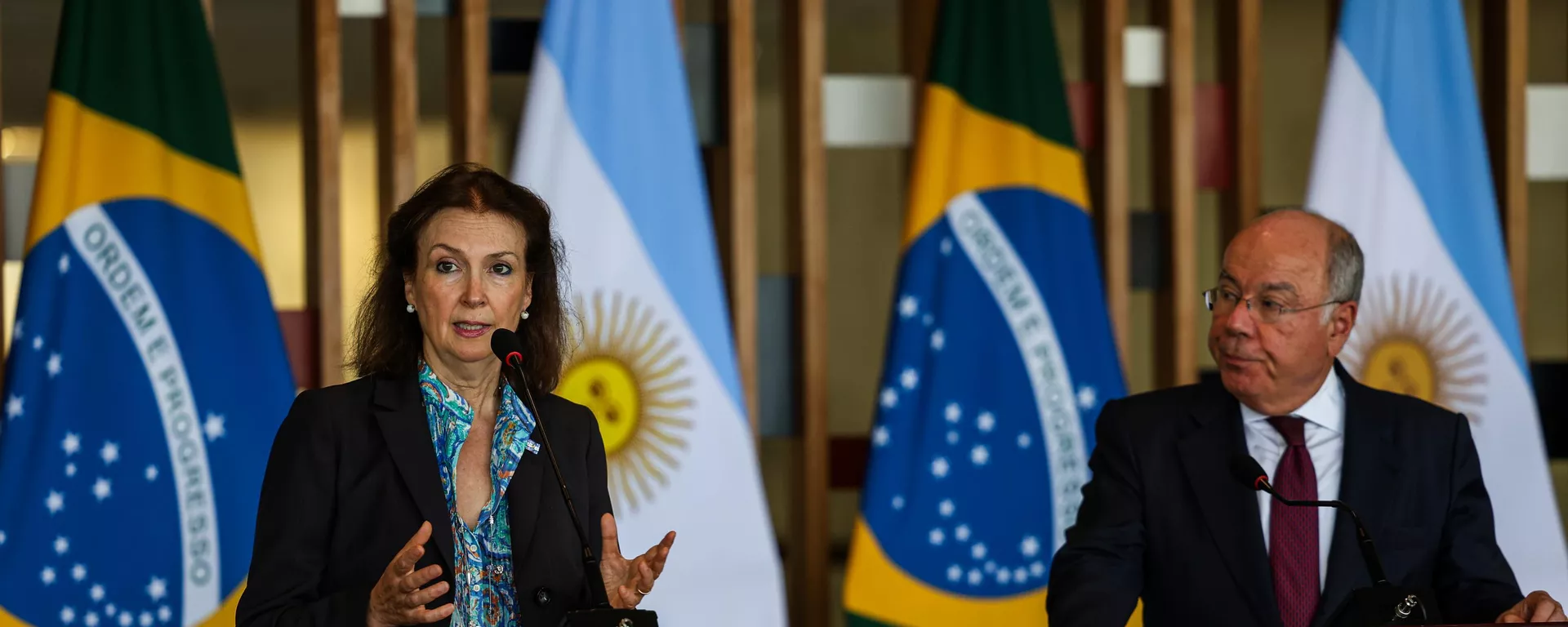 Reunión entre el ministro de Exteriores de Brasil, Mauro Vieira, y la ministra de Exteriores, Comercio Internacional y Culto de Argentina, Diana Mondino, Brasilia, 15 de abril de 2024 - Sputnik Mundo, 1920, 16.04.2024