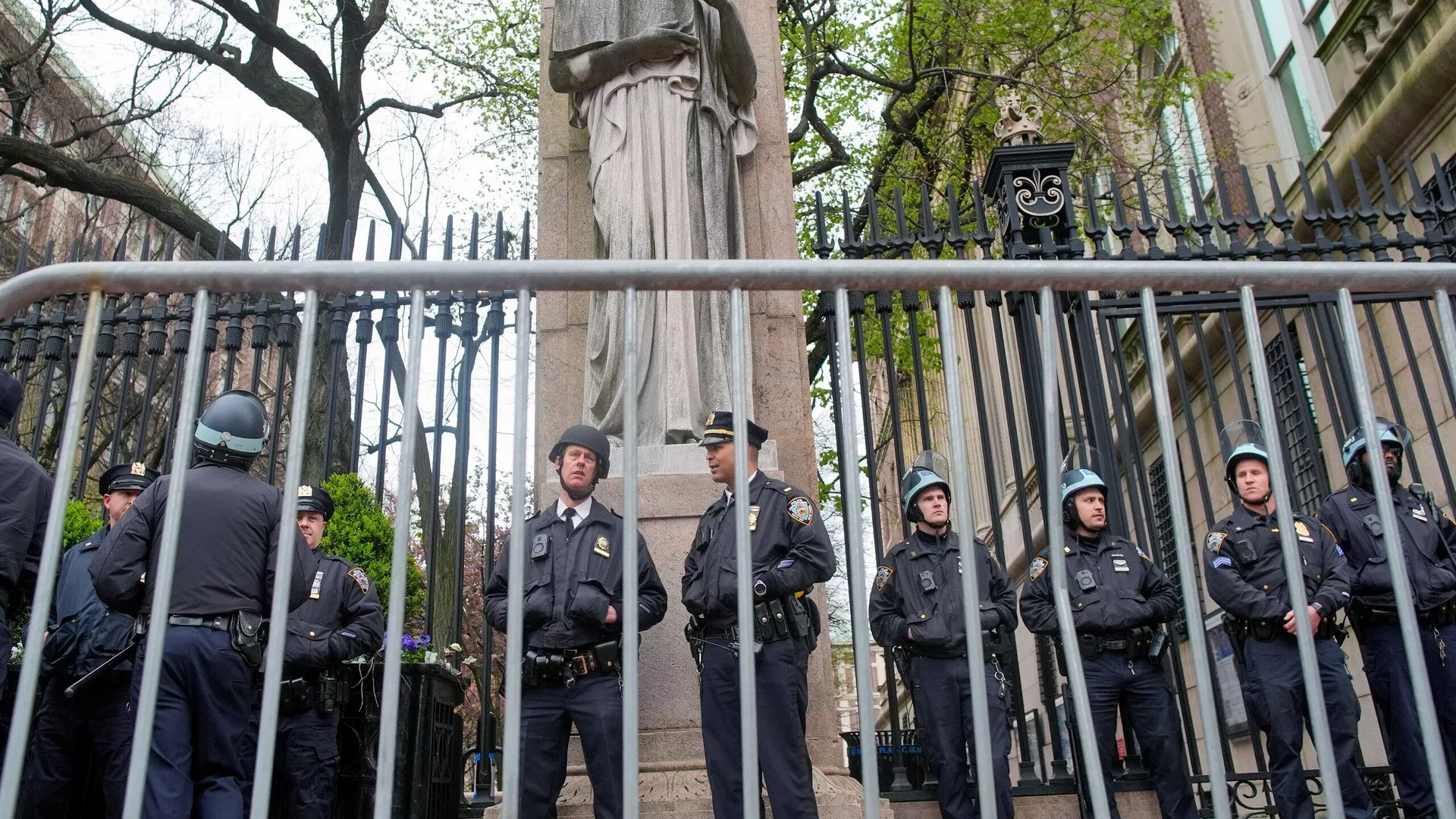 La Policía de EEUU en la Universidad de Yale - Sputnik Mundo, 1920, 23.04.2024