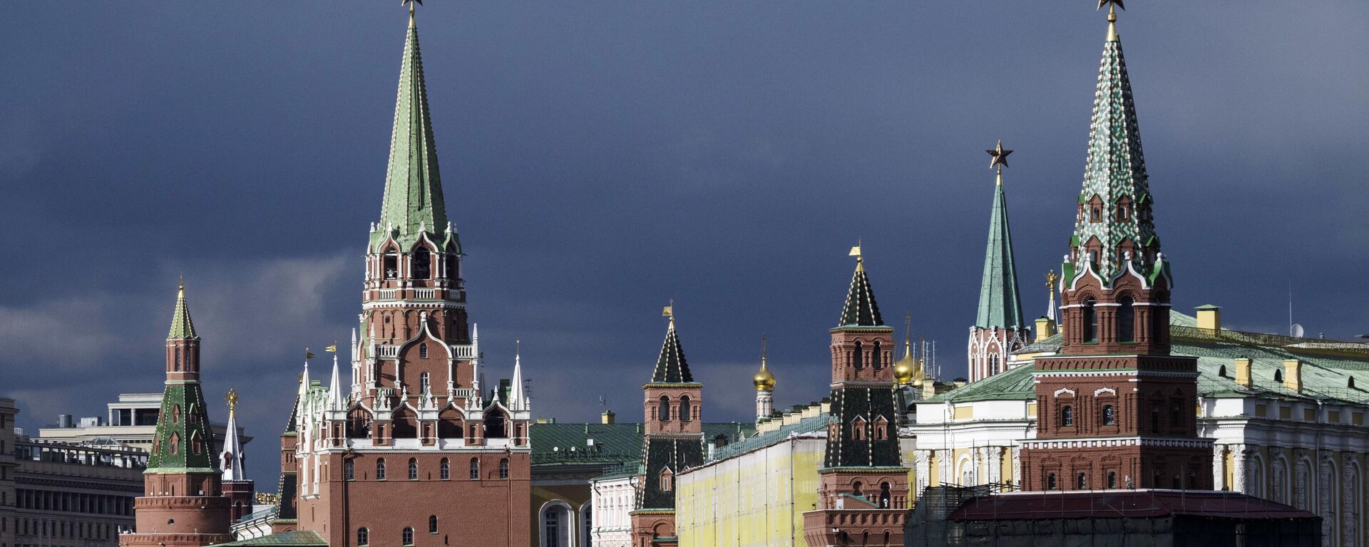 La Torre de la Trinidad en el Kremlin de Moscú, Rusia - Sputnik Mundo, 1920, 24.06.2024