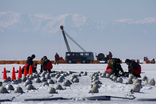 Investigación científica en el lago de Baikal - Sputnik Mundo