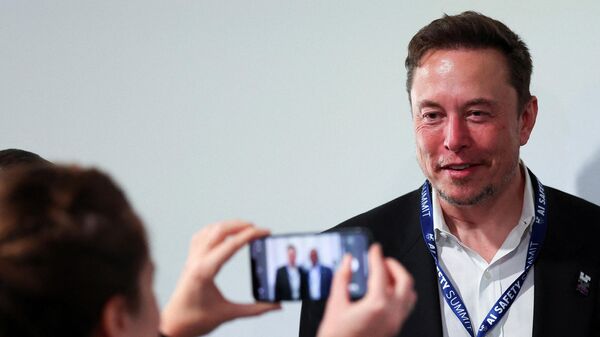 Elon Musk, dueño de Tesla y Twitter - Sputnik Mundo