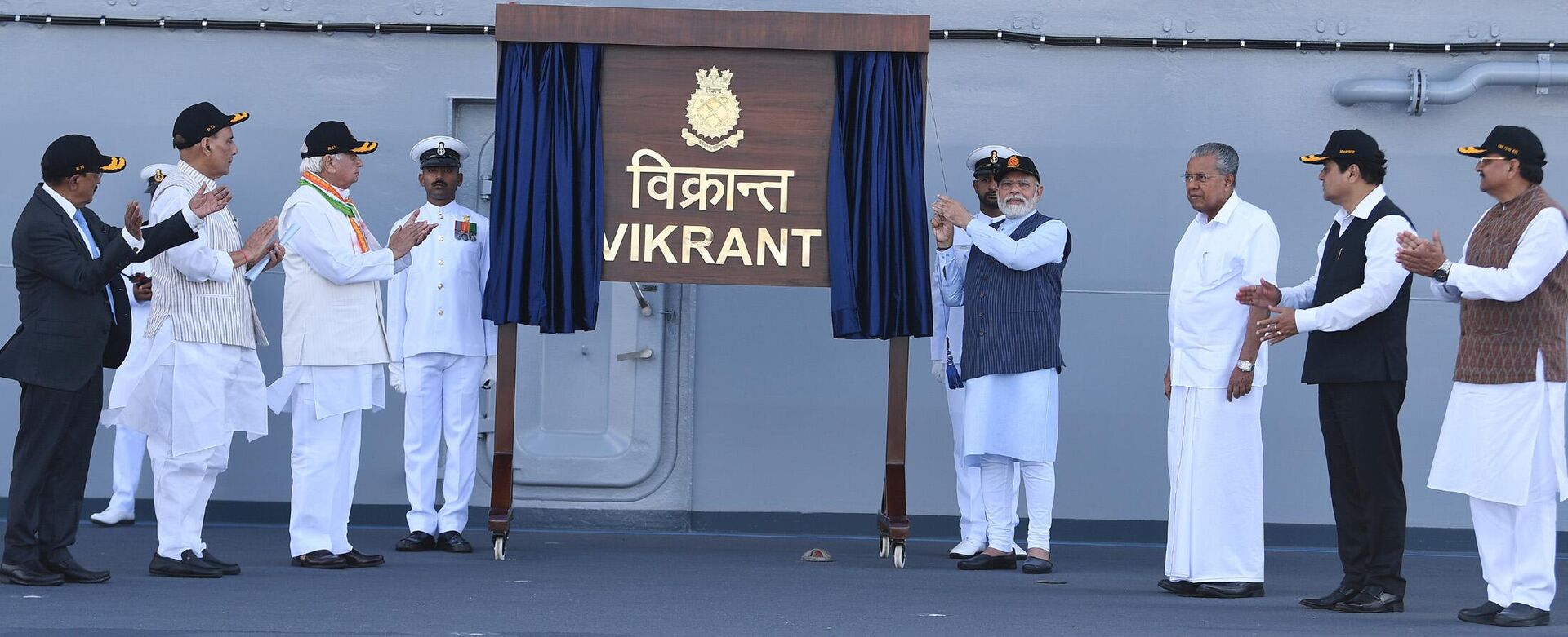 El primer ministro indio Narendra Modi inaugura el portaaviones INS Vikrant - Sputnik Mundo, 1920, 30.04.2024
