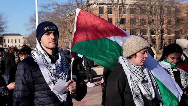 Protestas a favor de Palestina en la Universidad de Michigan - Sputnik Mundo