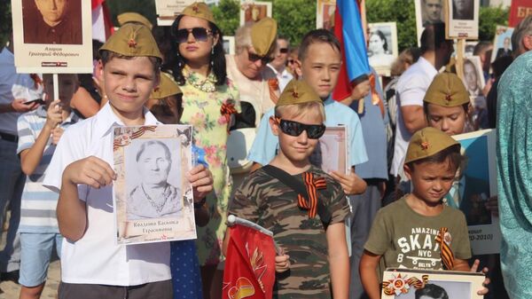 Marcha del Regimiento Inmortal en La Habana - Sputnik Mundo