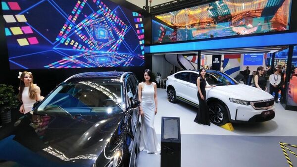 Automóviles en la VIII EXPO Ruso-China en Harbin - Sputnik Mundo
