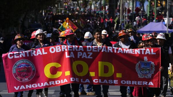 Trabajadores bolivianos durante la movilización por el Día Internacional del Trabajador (archivo)  - Sputnik Mundo
