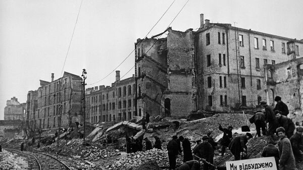 Liberación de Kiev de los invasores nazis, Segunda Guerra Mundial (archivo) - Sputnik Mundo