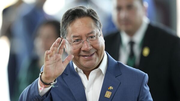 Luis Arce, presidente de Bolivia, llega a la Cumbre del Amazonas en Belem, Brasil, el 2 de agosto de 2023 - Sputnik Mundo