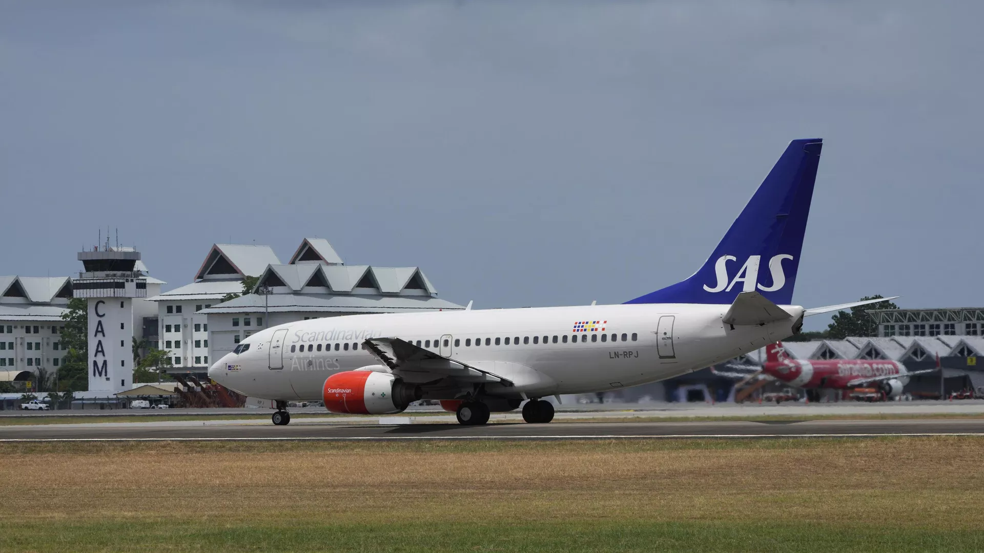 Un avión de la aerolínea sueca Scandinavian Airlines System (SAS) - Sputnik Mundo, 1920, 03.06.2024