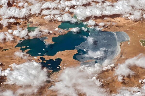 En la foto: el lago Siling es el segundo mayor lago salado en el norte de la meseta tibetana. - Sputnik Mundo