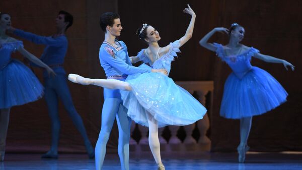 Estudiantes de Academia de Ballet de Rusia que lleva el nombre de Agrippina Vagánova - Sputnik Mundo