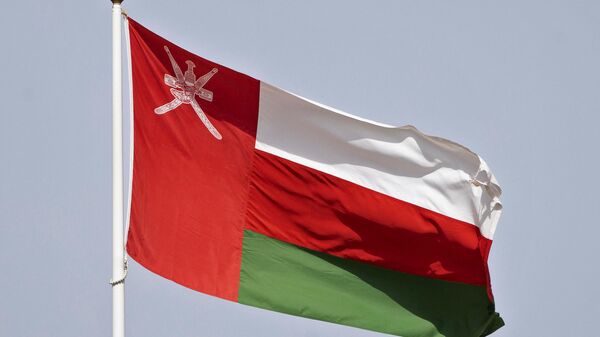 La bandera de Omán - Sputnik Mundo