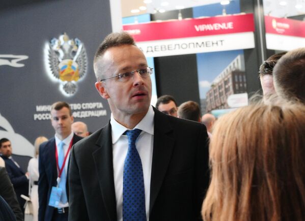 El ministro húngaro de Exteriores, Peter Szijjarto. - Sputnik Mundo
