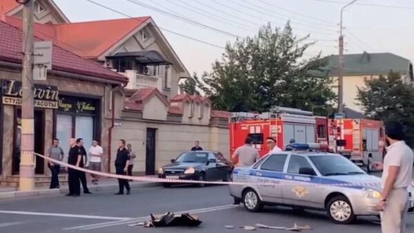 El lugar del ataque a agentes de policía en Majachkalá, república rusa de Daguestán - Sputnik Mundo