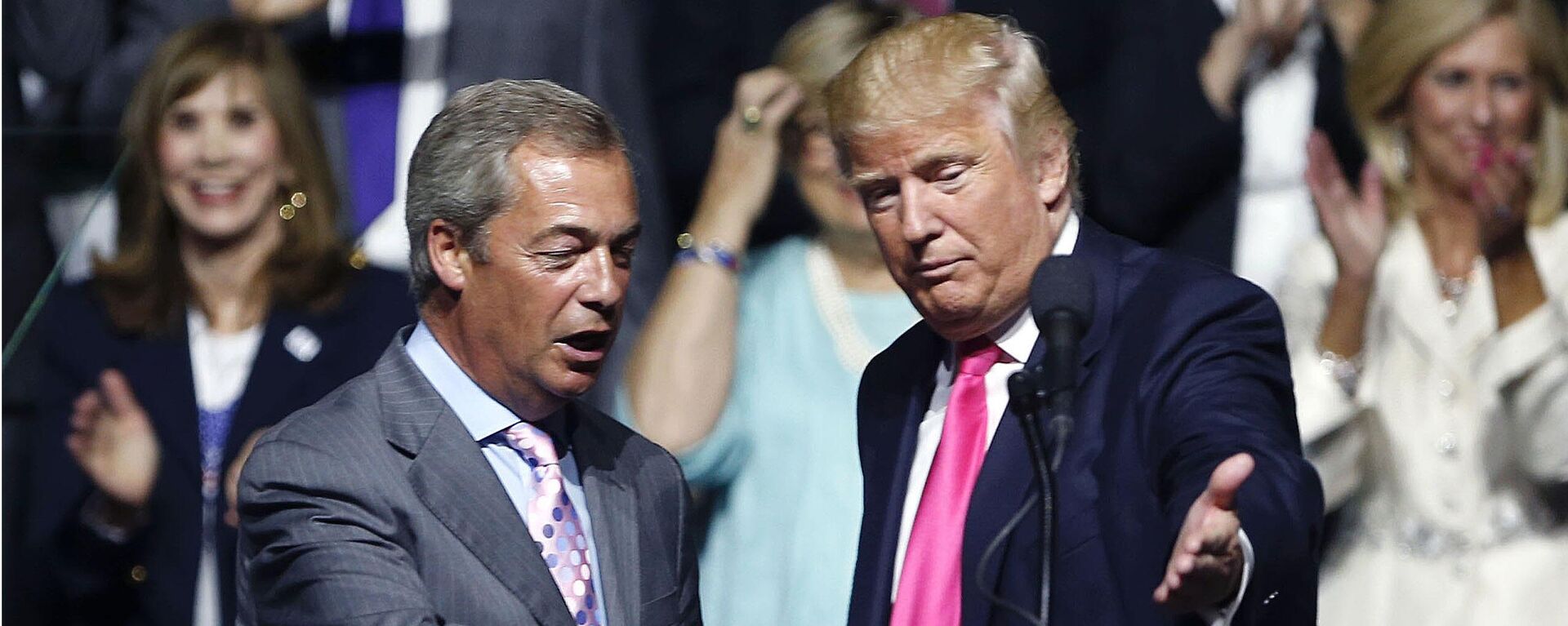 Nigel Farage y Donald Trump - Sputnik Mundo, 1920, 27.06.2024