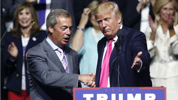 Nigel Farage y Donald Trump - Sputnik Mundo