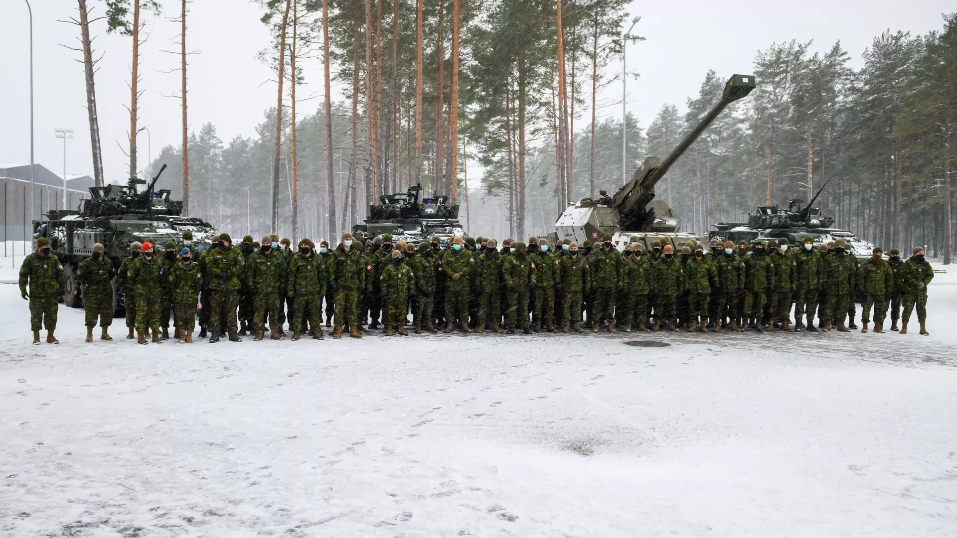 Tropas del Ejército de Canadá en una base de Lituania en 2021 (Imagen referencial) - Sputnik Mundo, 1920, 08.07.2024