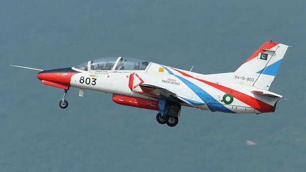Avión de entrenamiento K-8 de la Fuerza Aérea de Pakistán - Sputnik Mundo