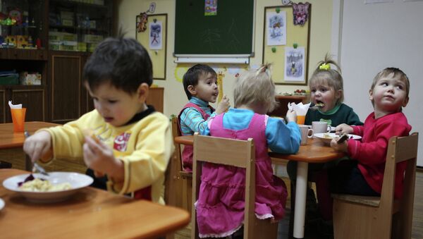 Un orfanato en Veliki Nóvgorod - Sputnik Mundo
