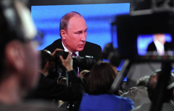 Décima gran rueda de prensa del presidente ruso Vladímir Putin - Sputnik Mundo