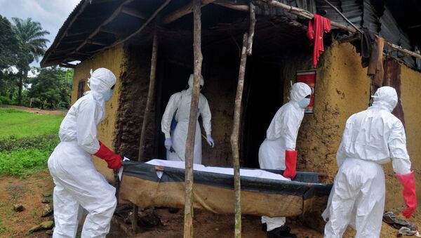 La OMS estima el número de muertos por ébola en más de 7.300 - Sputnik Mundo