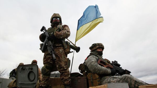 Soldados ucranianos cerca de Donetsk - Sputnik Mundo