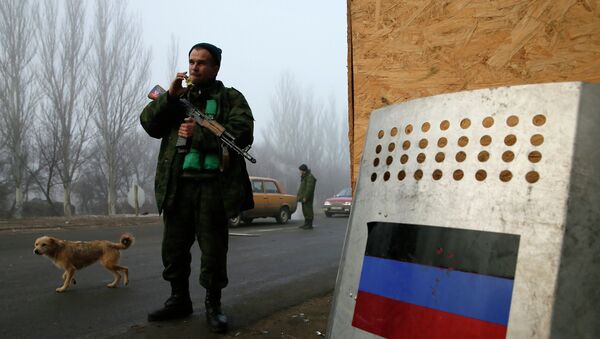 Las milicias desmienten entrada de militares rusos en Donbás - Sputnik Mundo