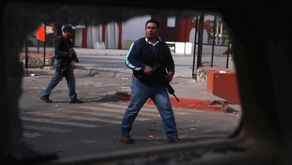 Las dos terceras partes de los municipios de México son vulnerables al crimen - Sputnik Mundo