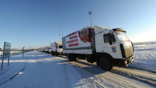 Rusia completa con éxito su undécima misión de ayuda humanitaria a Donbás - Sputnik Mundo