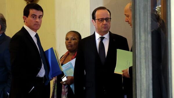 Primer ministro de Francia, Manuel Valls y presidente François Hollande - Sputnik Mundo