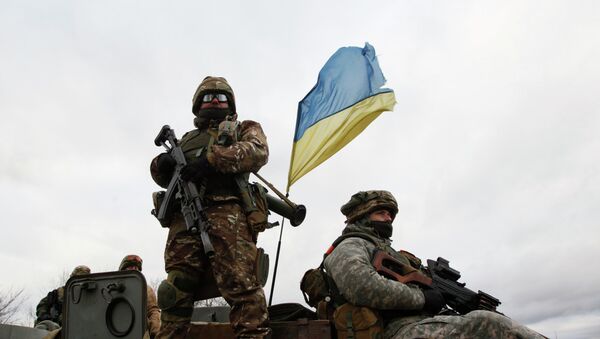Las fuerzas ucranianas admiten que no tienen orden de dejar el aeropuerto de Donetsk - Sputnik Mundo