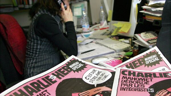 Un número de Charlie Hebdo con caricaturas de Mahoma, puesto a $80.000 en eBay - Sputnik Mundo