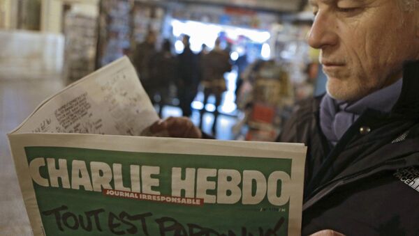 Las ventas y el precio de la revista Charlie Hebdo se disparan por segundo día consecutivo - Sputnik Mundo