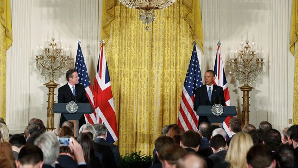 Barack Obama, presidente de EEUU y David Cameron, premier de Reino Unido - Sputnik Mundo