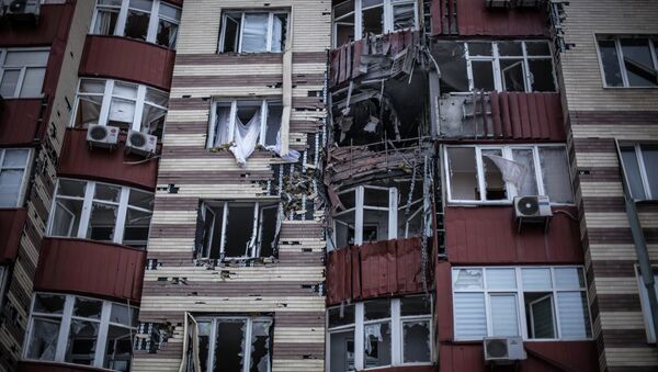 Edificio destruido en Donetsk - Sputnik Mundo