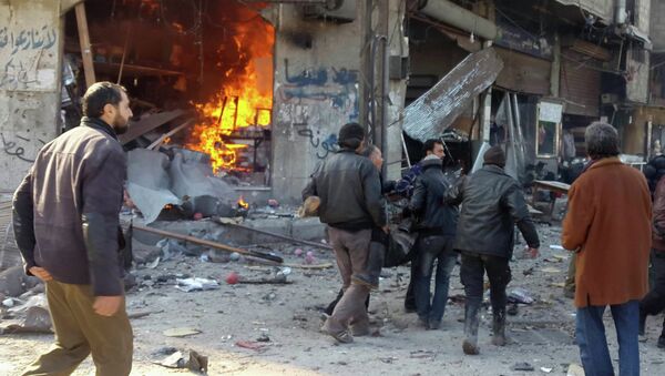 Al menos 32 muertos tras bombardeos en las inmediaciones de Damasco - Sputnik Mundo