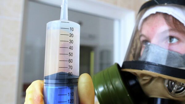 La vacuna rusa contra el ébola estará lista para su distribución masiva en 2016 - Sputnik Mundo