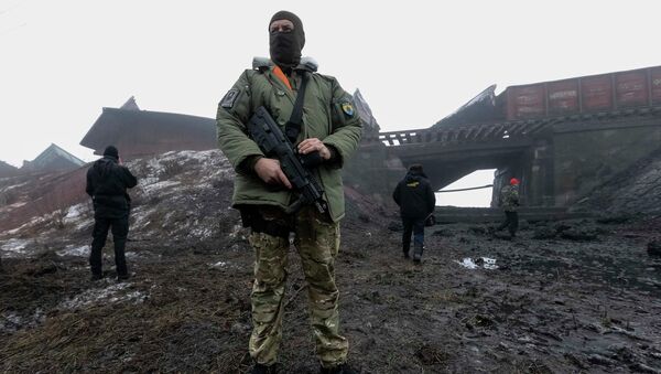 Las milicias cifran en 28.000 los soldados ucranianos desplegados en Donbás - Sputnik Mundo