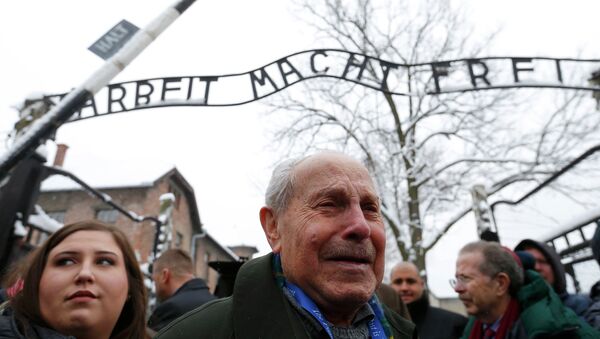 Unos 300 ex prisioneros asistirán a actos por el 70 aniversario de liberación de Auschwitz - Sputnik Mundo