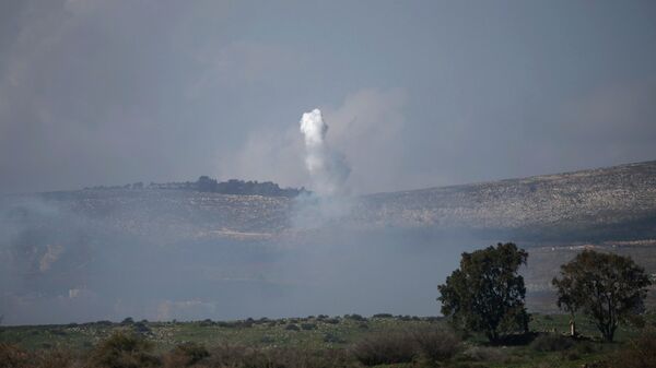 Ataque a una columna militar israelí en la frontera entre Líbano y Israel - Sputnik Mundo