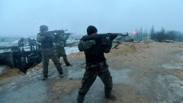 Militares ucranianos en Donetsk - Sputnik Mundo