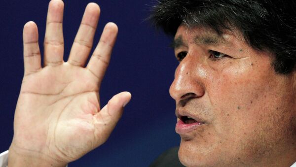 Bolivia's President Evo Morales gestures during a press conference at the Community of Latin American and Caribbean States (CELAC) summit in San Antonio de Belen Heredia province, January 29, 2015 - Sputnik Mundo