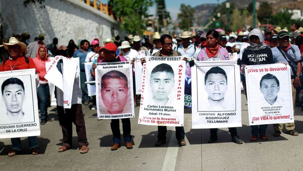 Pictures of some of the 43 trainee teachers who disappeared four months ago in Mexico - Sputnik Mundo