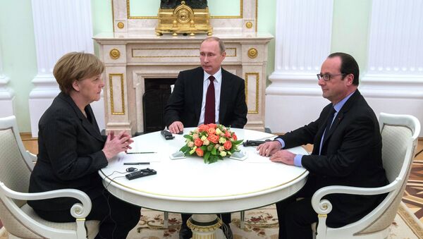 Merkel, Putin y Hollande (archivo) - Sputnik Mundo