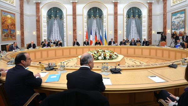 Kiev cuenta con el apoyo de los líderes mundiales para mantener la paz acordada en Minsk - Sputnik Mundo