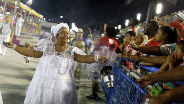 Arranca este viernes en Río de Janeiro el mayor carnaval del mundo - Sputnik Mundo