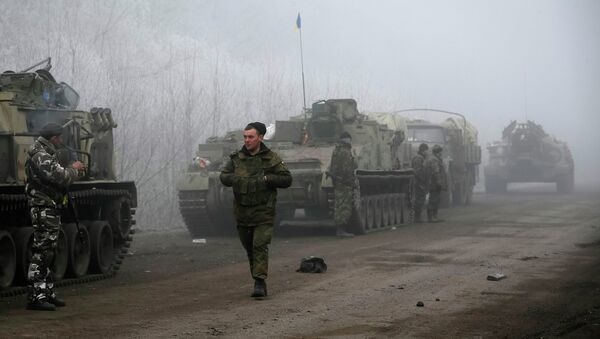 El envío de armas a Kiev arruinará los acuerdos de Minsk, dice jefe de la Duma - Sputnik Mundo