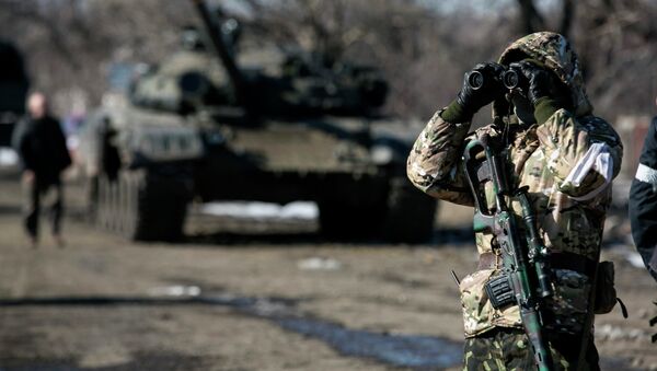 Militante de autoproclamada república de Donetsk - Sputnik Mundo