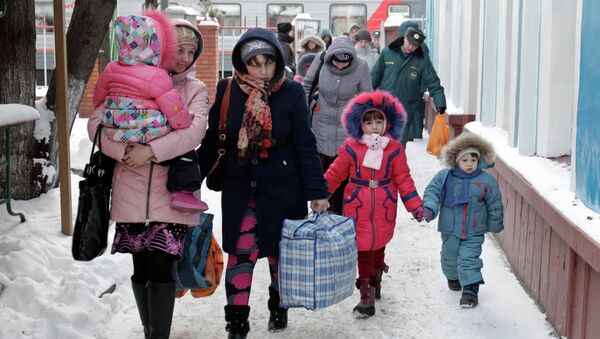 Refugiados de Ucrania - Sputnik Mundo