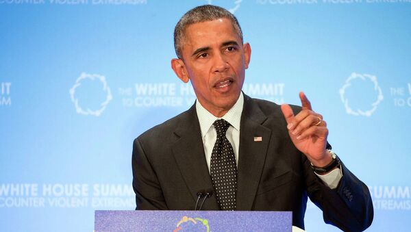 U.S. President Barack Obama speaks during the White House Summit on Countering Violent Extremism - Sputnik Mundo